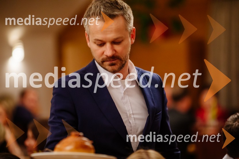 Kruh in vino, Tomaž Kavčič in Petar Grašo na posestvu Steyer