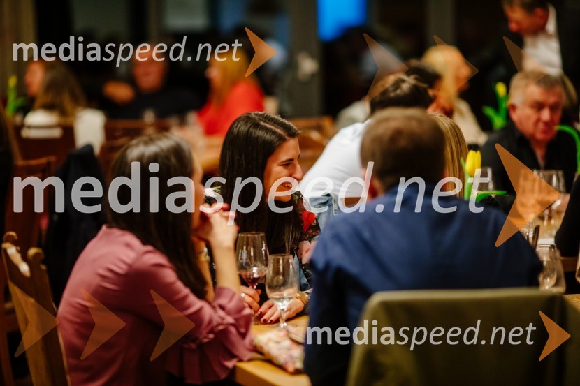 Kruh in vino, Tomaž Kavčič in Petar Grašo na posestvu Steyer