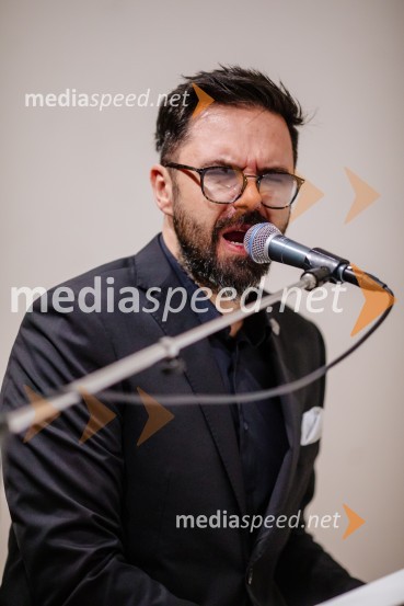  Petar Grašo, pevecKruh in vino, Tomaž Kavčič in Petar Grašo na posestvu Steyer