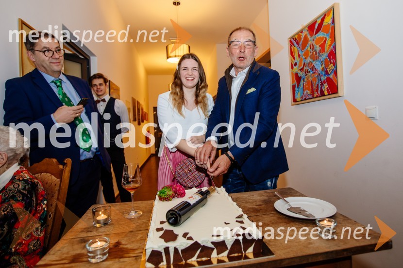  ... ;  Vaneja Steyer, Steyer Vina;  ... Kruh in vino, Tomaž Kavčič in Petar Grašo na posestvu Steyer