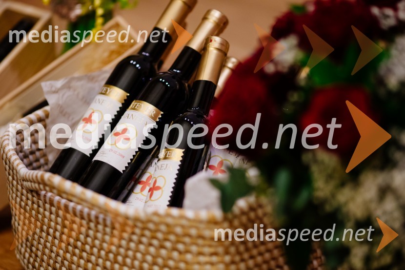 Kruh in vino, Tomaž Kavčič in Petar Grašo na posestvu Steyer