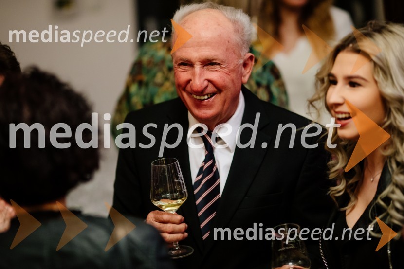  Jožef Steyer, Steyer Vina;  ... Kruh in vino, Tomaž Kavčič in Petar Grašo na posestvu Steyer