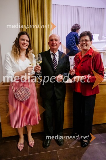  Vaneja Steyer, Steyer Vina;  Jožef Steyer, Steyer Vina;  Jožefa Steyer, Steyer VinaKruh in vino, Tomaž Kavčič in Petar Grašo na posestvu Steyer