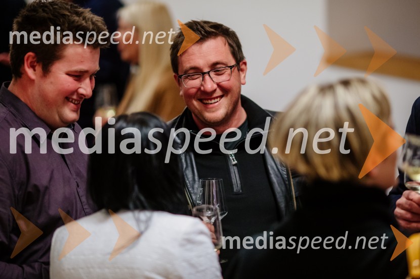 Kruh in vino, Tomaž Kavčič in Petar Grašo na posestvu Steyer