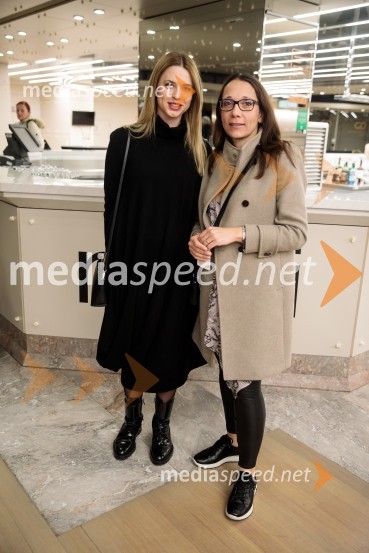  Sabina  Tavčar, producentka Dnevov poezije in vina, Baletrina;  Marija  Ravnikar Dovč, vodja finančno-računovodske službe, BeletrinaFabula - Otvoritev Festivala literature sveta