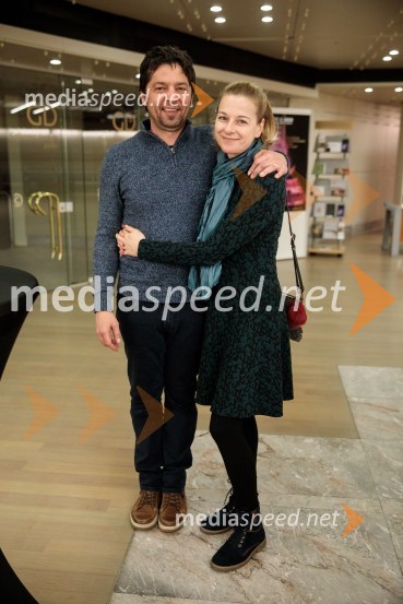  ... ;  Barbara Cerar, igralkaFabula - Otvoritev Festivala literature sveta