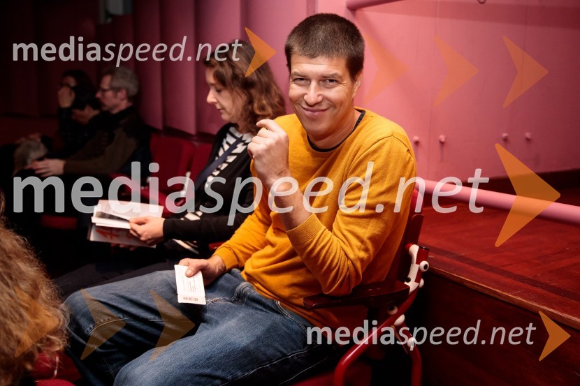  Goran Vojnović, pisatelj, kolumnist, režiserFabula - Otvoritev Festivala literature sveta