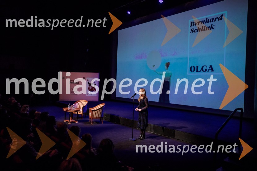  Manca G. Renko, umetniški vodjaFabula - Otvoritev Festivala literature sveta