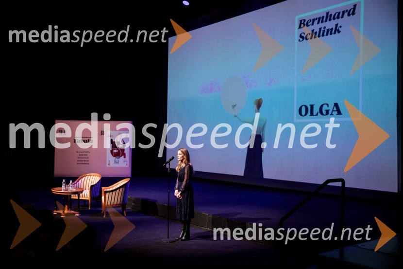  Manca G. Renko, umetniški vodjaFabula - Otvoritev Festivala literature sveta