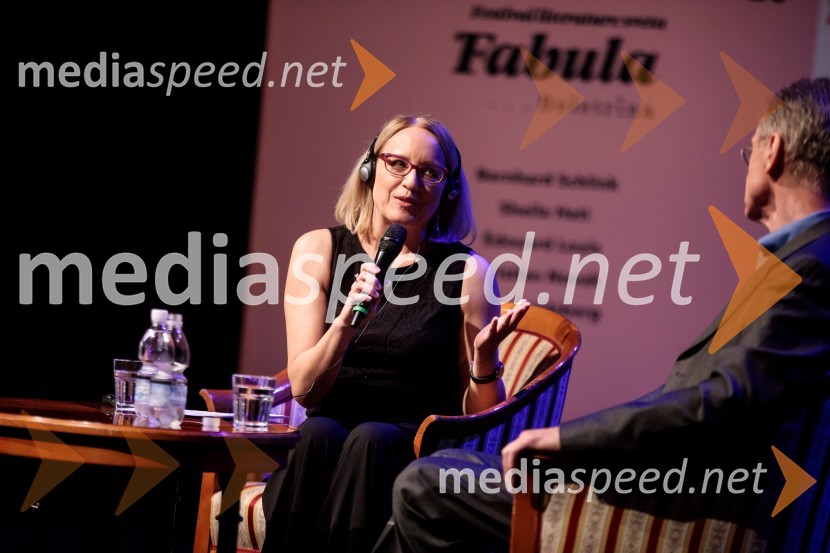  Ksenija Horvat,  novinarka in voditeljicaFabula - Otvoritev Festivala literature sveta