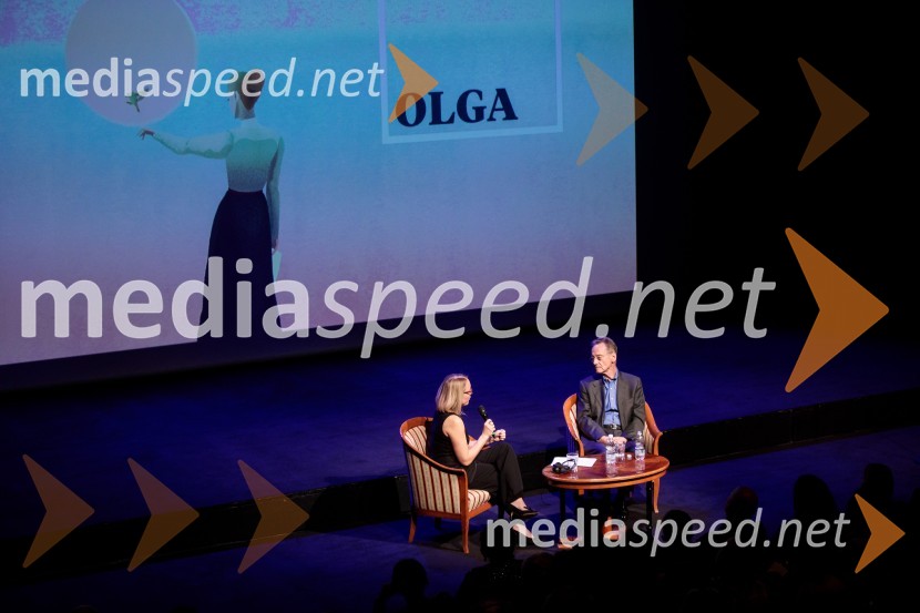  Ksenija Horvat,  novinarka in voditeljica;  Bernhard Schlink, pisateljFabula - Otvoritev Festivala literature sveta