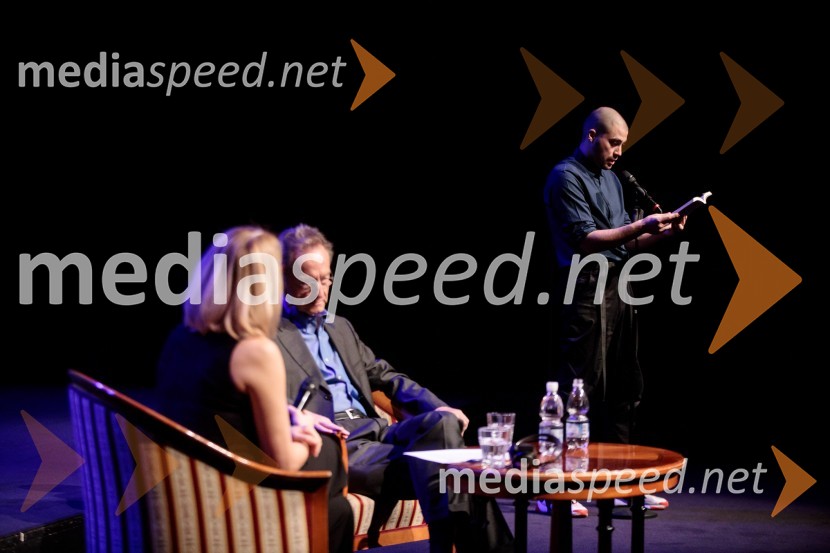  Ksenija Horvat,  novinarka in voditeljica;  Bernhard Schlink, pisatelj;  Benjamin Krnetić, igralecFabula - Otvoritev Festivala literature sveta