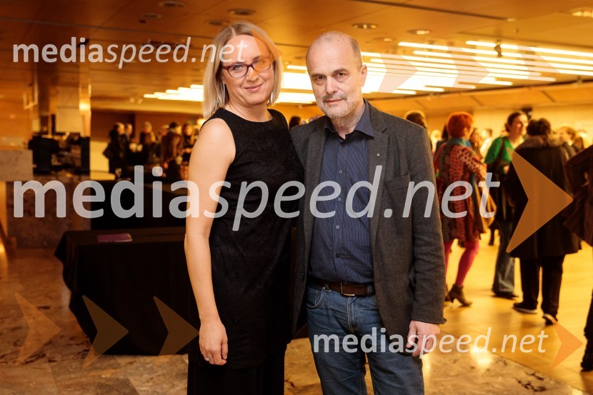  Ksenija Horvat,  novinarka in voditeljica;  Janez  Lombergar, nekdanji direktor Televizije Slovenija Fabula - Otvoritev Festivala literature sveta