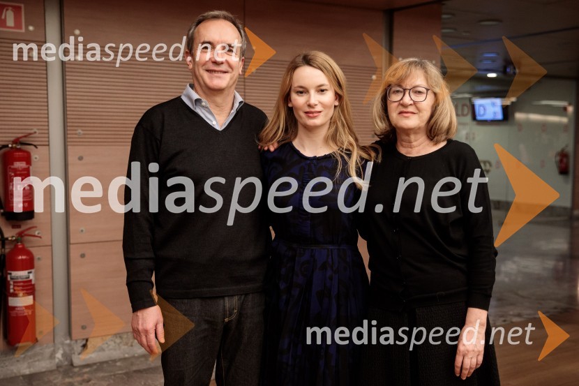  ... ;  Manca G. Renko, umetniški vodja;  ... Fabula - Otvoritev Festivala literature sveta