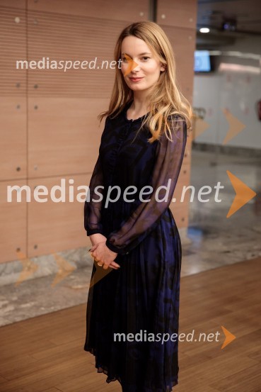  Manca G. Renko, umetniški vodjaFabula - Otvoritev Festivala literature sveta