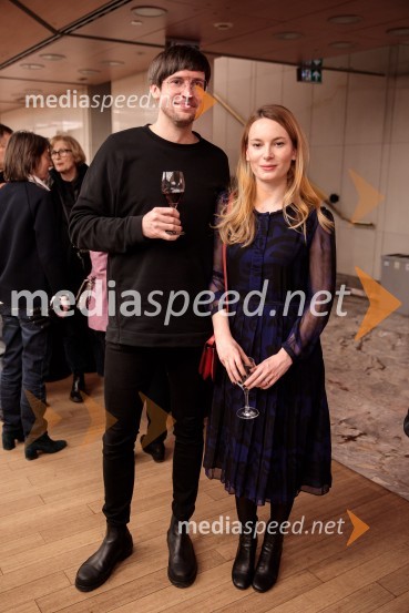  ... ;  Manca G. Renko, zgodovinarka in publicistkaFabula - Otvoritev Festivala literature sveta