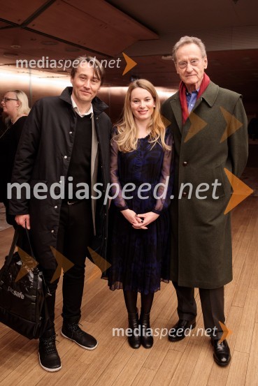  Aleš Šteger, programski direktor, Beletrina;  Manca G. Renko, umetniški vodja;  Bernhard Schlink, pisateljFabula - Otvoritev Festivala literature sveta