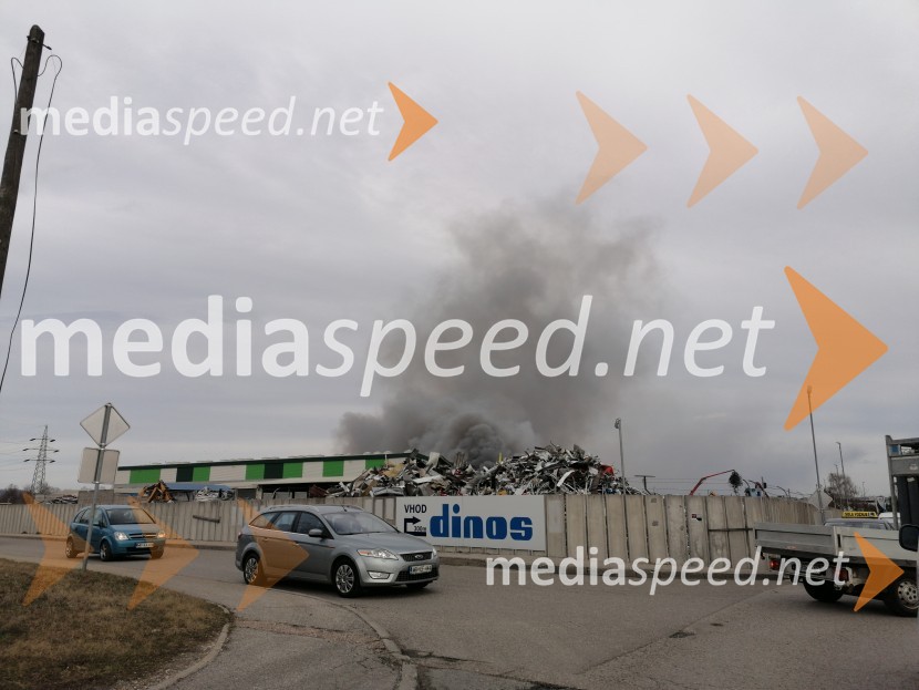 V Mariboru gori Surovina