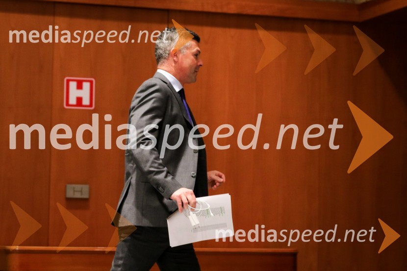  Matjaž Nemec, podpredsednik državnega zbora in politik Socialnih demokratov Nadaljevanje seje Državnega zbora