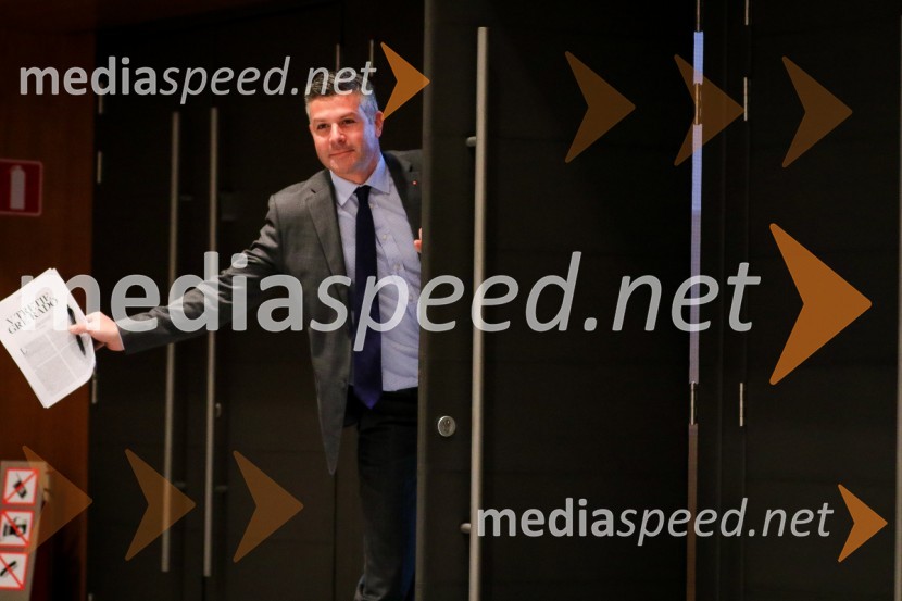  Matjaž Nemec, podpredsednik državnega zbora in politik Socialnih demokratov Nadaljevanje seje Državnega zbora