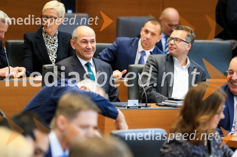  Janez Janša, predsednik SDS;  ... Nadaljevanje seje Državnega zbora