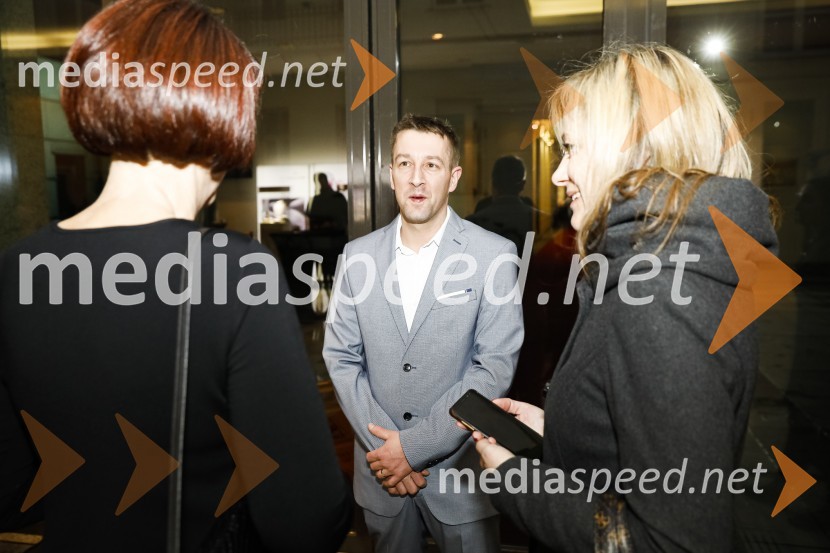 Ona desetletja je Jožica Maučec Zakotnik