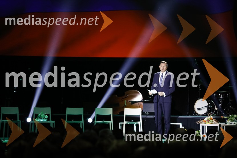  Borut Pahor, predsednik Republike SlovenijeOna desetletja je Jožica Maučec Zakotnik