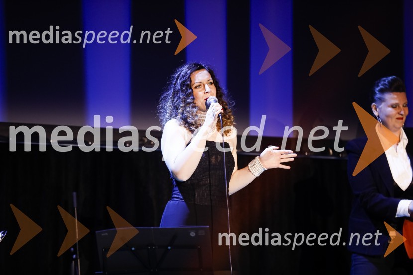  Natalija Tumpej, pevka, Jazz LadiesOna desetletja je Jožica Maučec Zakotnik