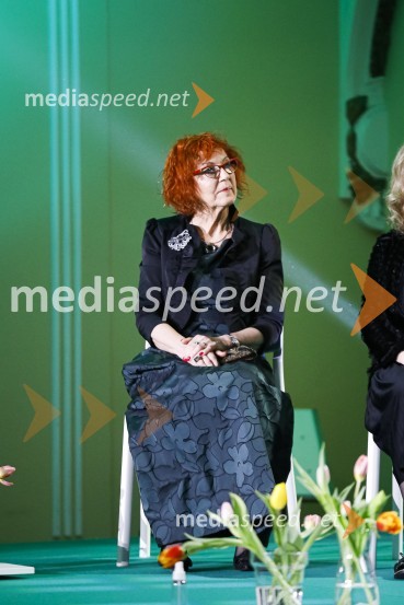  Jožica Maučec Zakotnik,  dr. med. spec., državna sekretarka na ministrstvu za zdravje Ona desetletja je Jožica Maučec Zakotnik