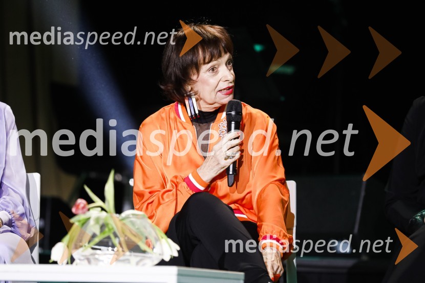 dr. Manca Košir, publicistkaOna desetletja je Jožica Maučec Zakotnik