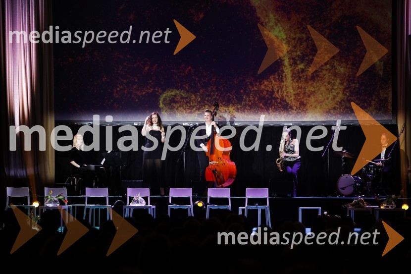 Jazz ladiesOna desetletja je Jožica Maučec Zakotnik