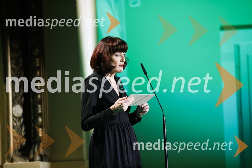  Sabina Obolnar, odgovorna urednica One in OnaplusOna desetletja je Jožica Maučec Zakotnik