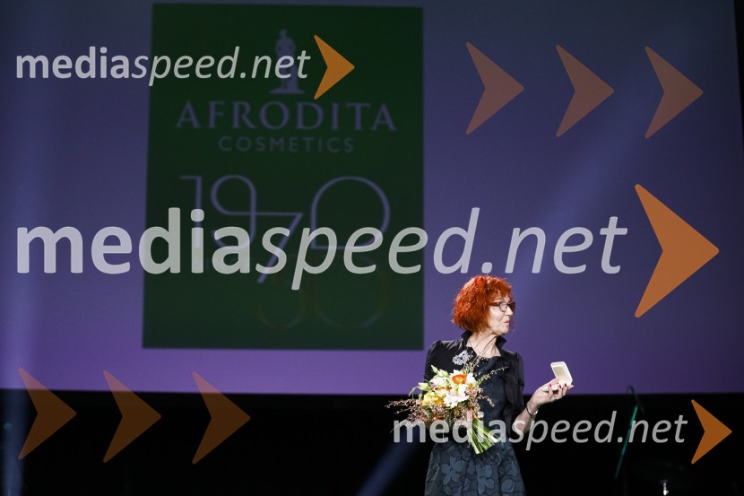  Jožica Maučec Zakotnik,  dr. med. spec., državna sekretarka na ministrstvu za zdravje Ona desetletja je Jožica Maučec Zakotnik