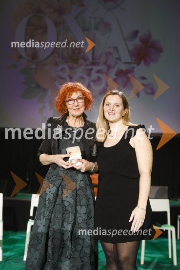  Jožica Maučec Zakotnik,  dr. med. spec., državna sekretarka na ministrstvu za zdravje ;  ... Ona desetletja je Jožica Maučec Zakotnik