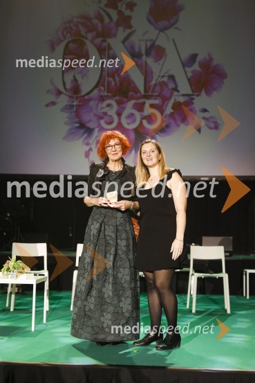  Jožica Maučec Zakotnik,  dr. med. spec., državna sekretarka na ministrstvu za zdravje ;  ... Ona desetletja je Jožica Maučec Zakotnik