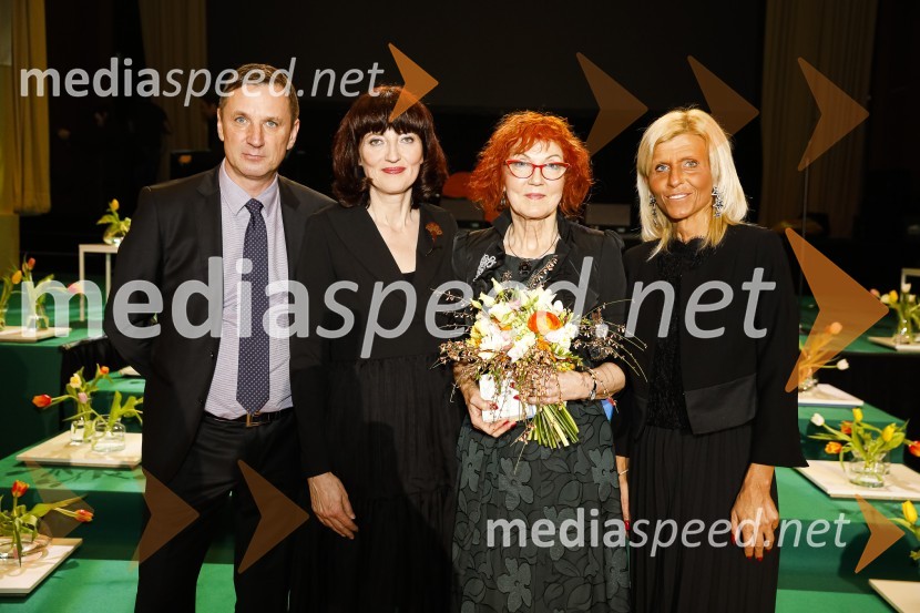  ... ;  Sabina Obolnar, odgovorna urednica One in Onaplus;  Jožica Maučec Zakotnik,  dr. med. spec., državna sekretarka na ministrstvu za zdravje ;  ... Ona desetletja je Jožica Maučec Zakotnik