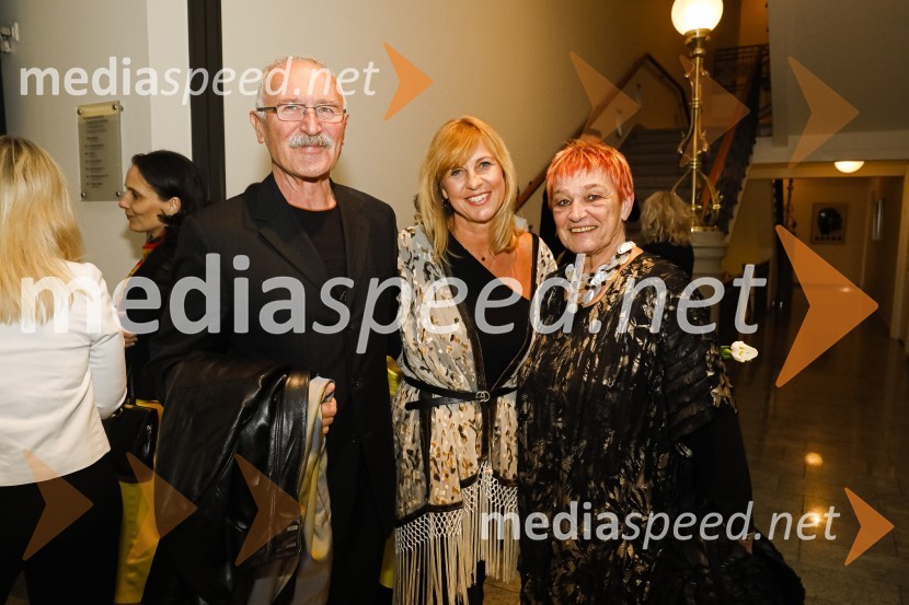  ... ;  Marjeta Kljajič, agencija Nicha;  ... Ona desetletja je Jožica Maučec Zakotnik