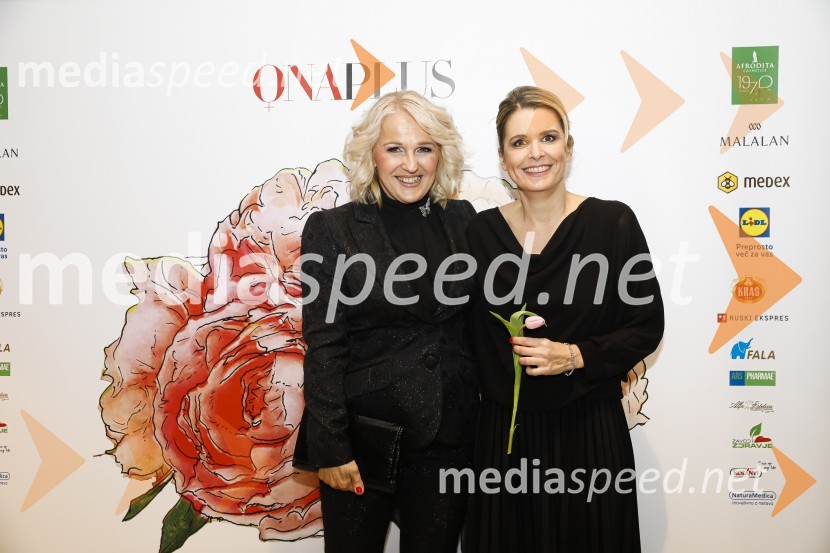  Alenka Godec, pevka;  Bernarda Žarn, voditeljicaOna desetletja je Jožica Maučec Zakotnik