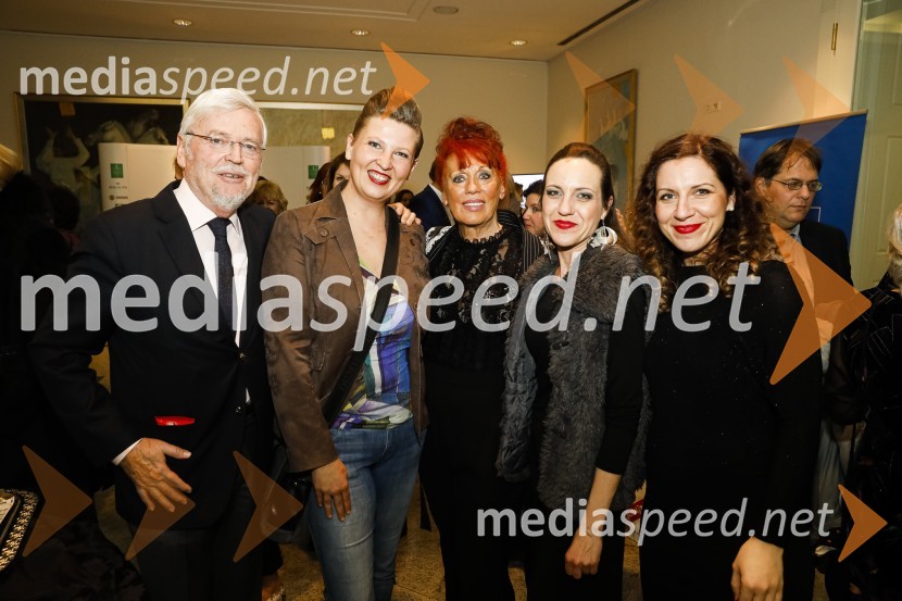 Ona desetletja je Jožica Maučec Zakotnik