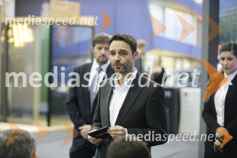  Danilo Ferjančič, generalni direktor Porsche Slovenija d.o.oTiskovna konferenca podjetij Porsche Slovenija in Marles hiše