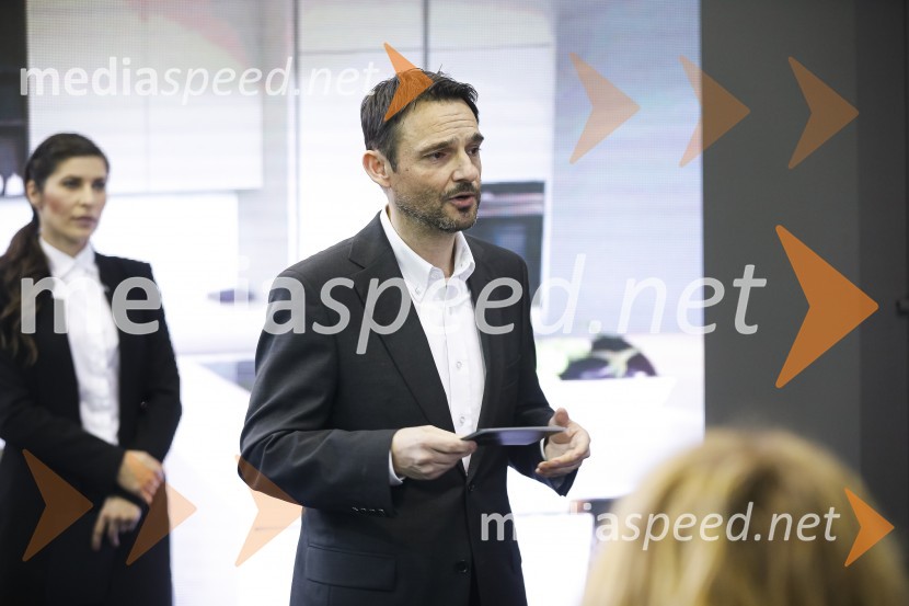  Danilo Ferjančič, generalni direktor Porsche Slovenija d.o.oTiskovna konferenca podjetij Porsche Slovenija in Marles hiše
