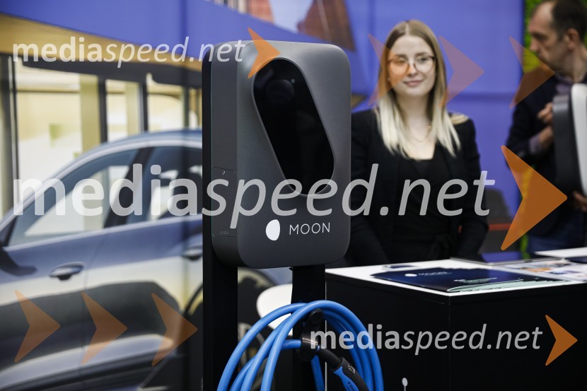 Tiskovna konferenca podjetij Porsche Slovenija in Marles hiše