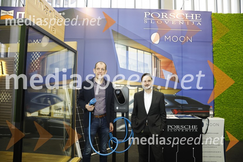  Dušan Lukič, urednik Avto magazin;  Danilo Ferjančič, generalni direktor Porsche Slovenija d.o.oTiskovna konferenca podjetij Porsche Slovenija in Marles hiše