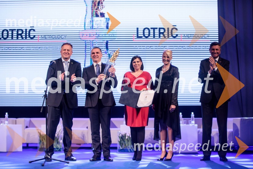 Podelitev priznanja RS za poslovno odličnost