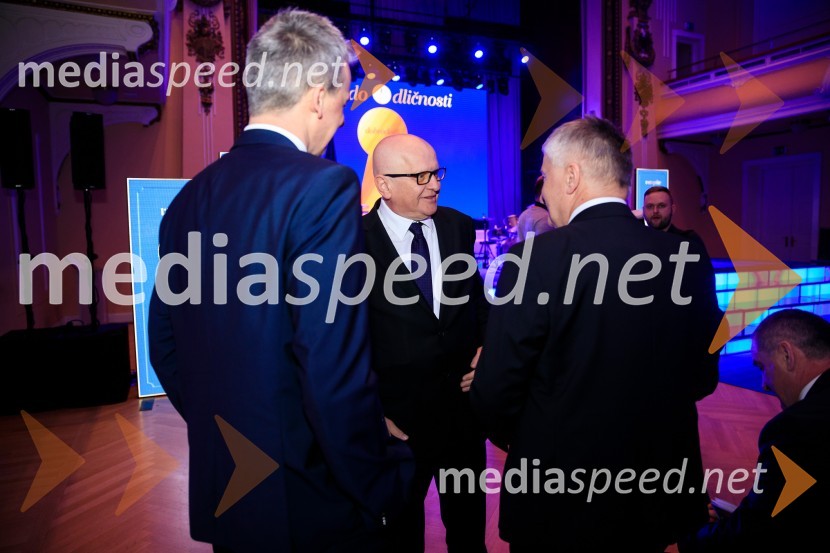 Podelitev priznanja RS za poslovno odličnost