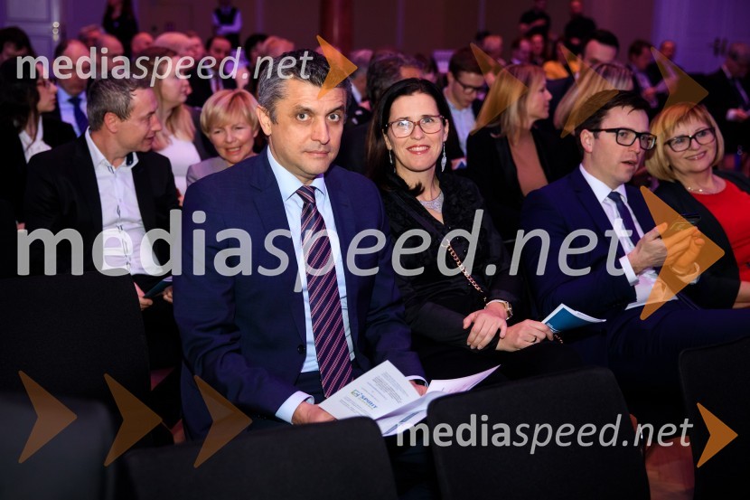 Podelitev priznanja RS za poslovno odličnost