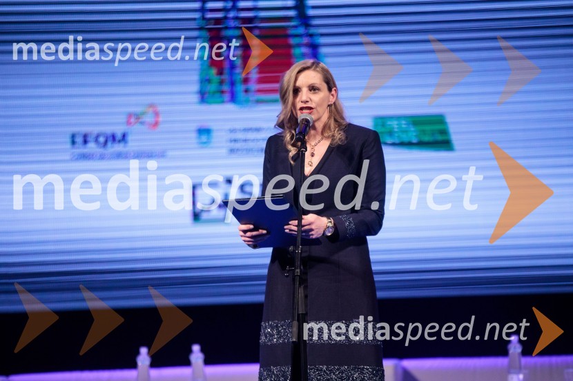  Ajda Cuderman, direktorica javne agencije Spirit SlovenijaPodelitev priznanja RS za poslovno odličnost