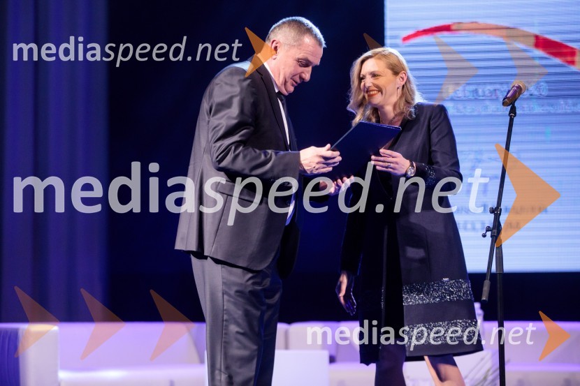  Tomislav Malgaj, direktor Termoelektrarne Brestanica d. o. o.;  Ajda Cuderman, direktorica javne agencije Spirit SlovenijaPodelitev priznanja RS za poslovno odličnost
