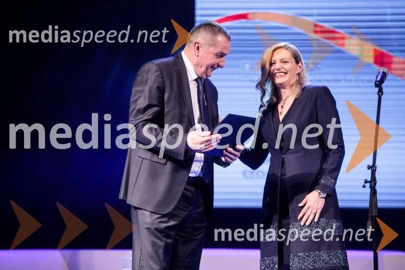  Tomislav Malgaj, direktor Termoelektrarne Brestanica d. o. o.;  Ajda Cuderman, direktorica javne agencije Spirit SlovenijaPodelitev priznanja RS za poslovno odličnost