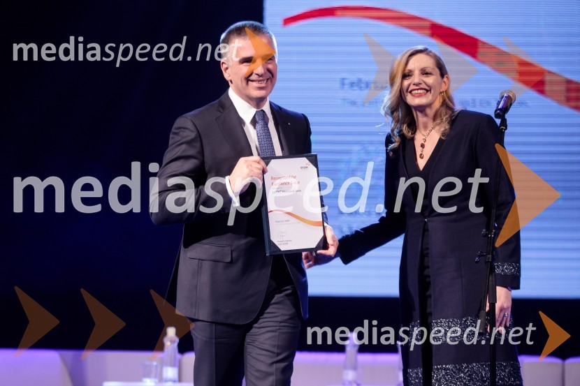  Marko Lotrič, Lotrič d.o.o. ;  Ajda Cuderman, direktorica javne agencije Spirit SlovenijaPodelitev priznanja RS za poslovno odličnost